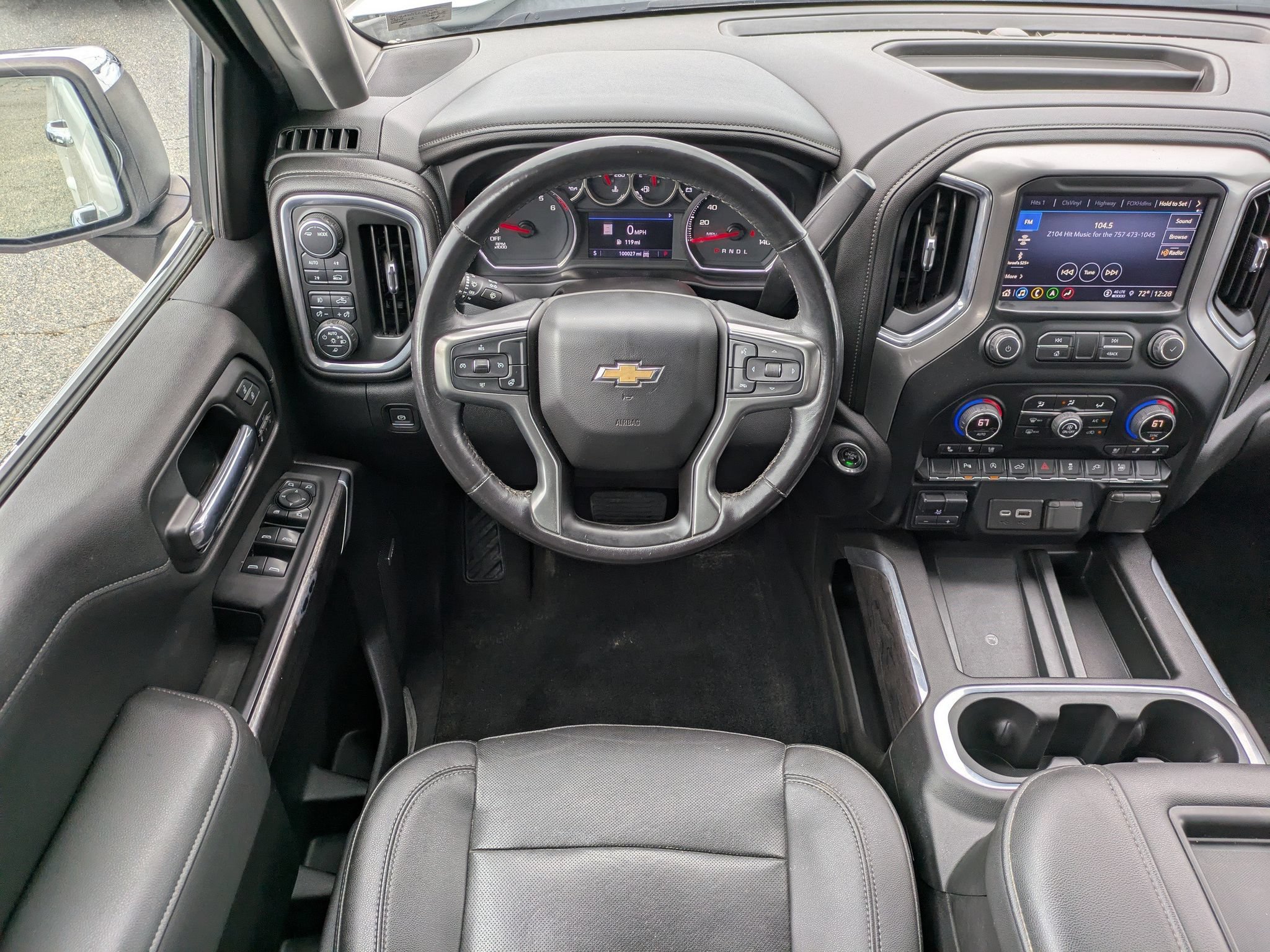 Used 2021 Chevrolet Silverado 1500 LTZ w/ LTZ Convenience Package II AWD/4WD image 17