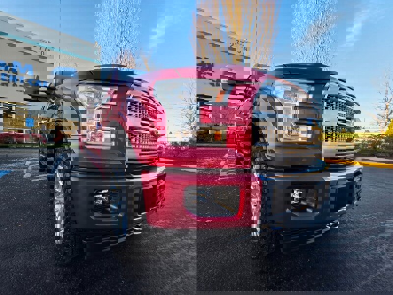 Used 2017 Ford F150 Platinum w/ Equipment Group 701A Luxury AWD/4WD image 10