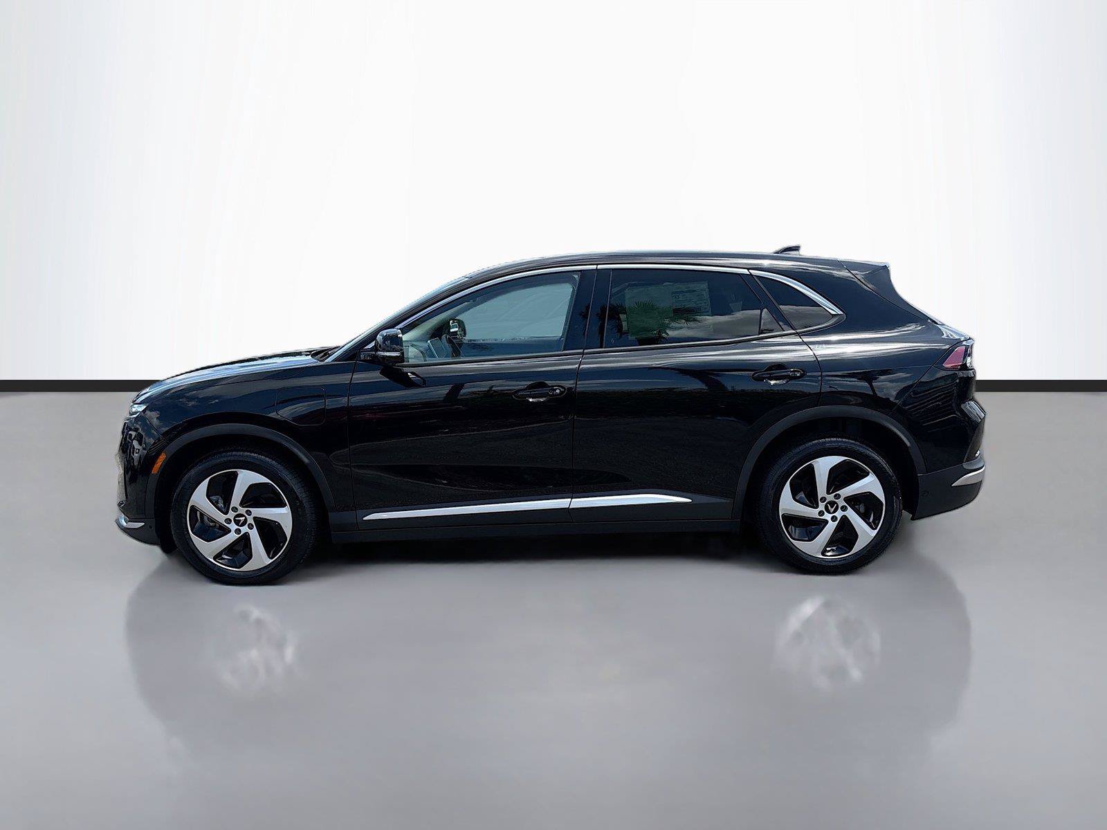 New 2025 VinFast VF 8 Eco AWD/4WD image 4