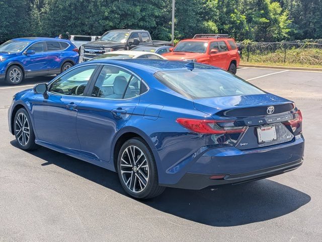 Used 2026 Toyota Camry XLE FWD image 5