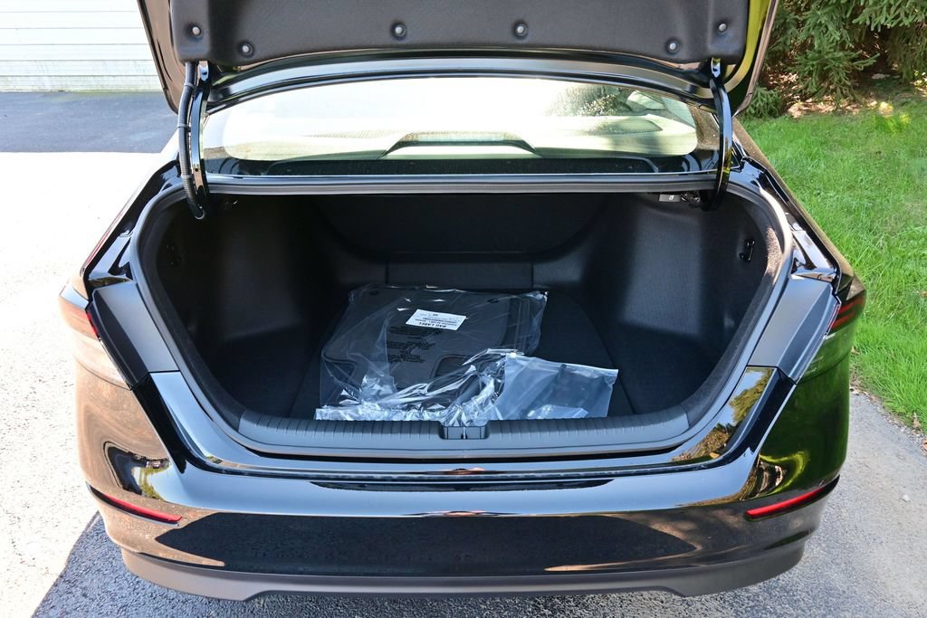 New 2026 Honda Accord LX image 12