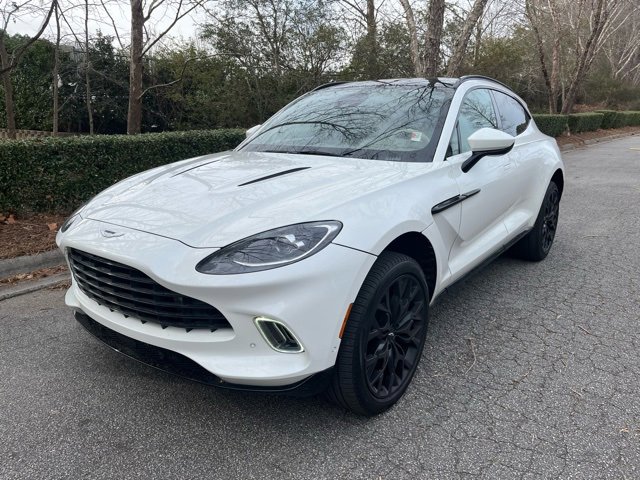 Used 2021 Aston Martin DBX image 3