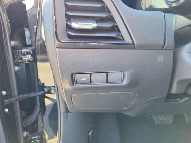 New 2026 Nissan Sentra SR w/ Floor Mat Package image 10