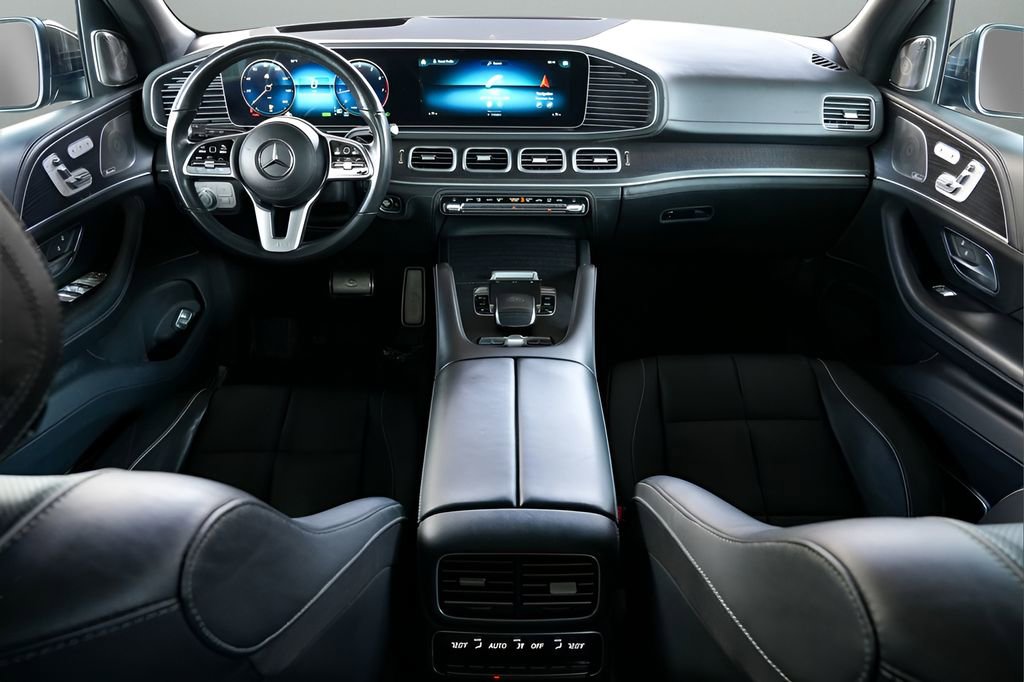Used 2023 Mercedes-Benz Maybach GLS 600 4MATIC image 14