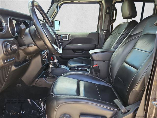 Used 2021 Jeep Wrangler Unlimited Sahara w/ Cold Weather Group AWD/4WD image 16