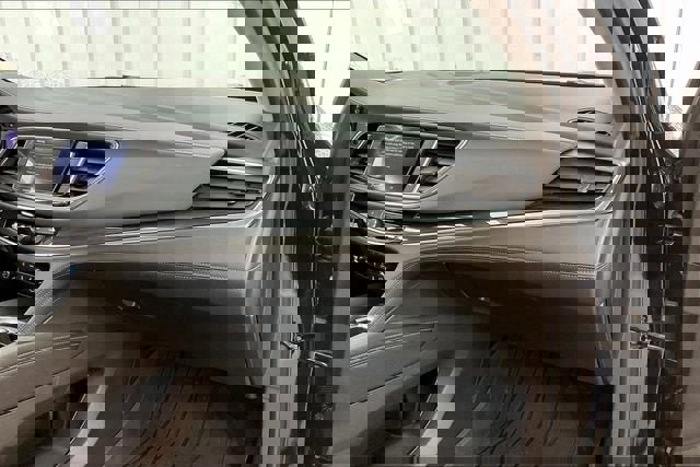 Certified 2021 Buick Enclave Premium w/ Sun and Sites Package image 18