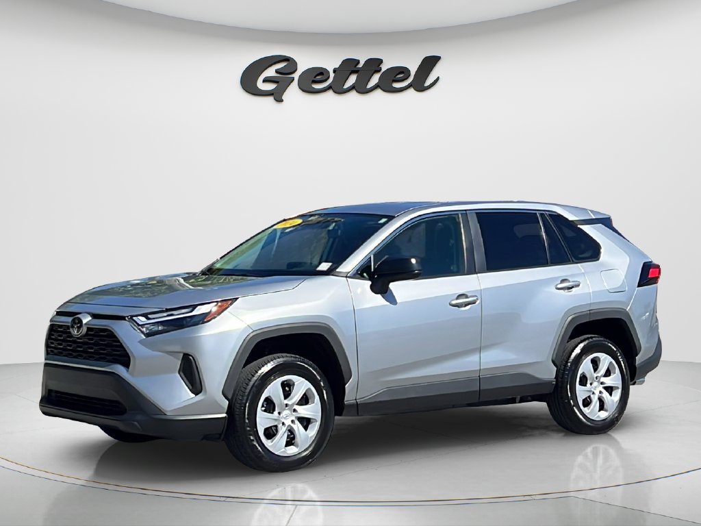 Used 2024 Toyota RAV4 LE FWD image 1
