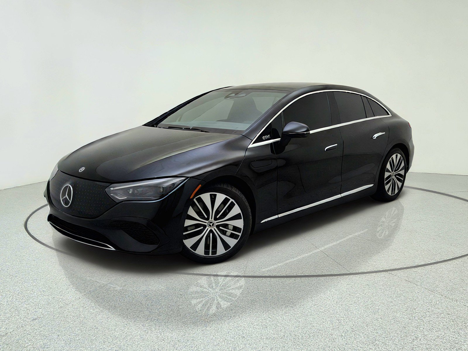 Certified 2023 Mercedes-Benz EQE 500 4MATIC Sedan video 1