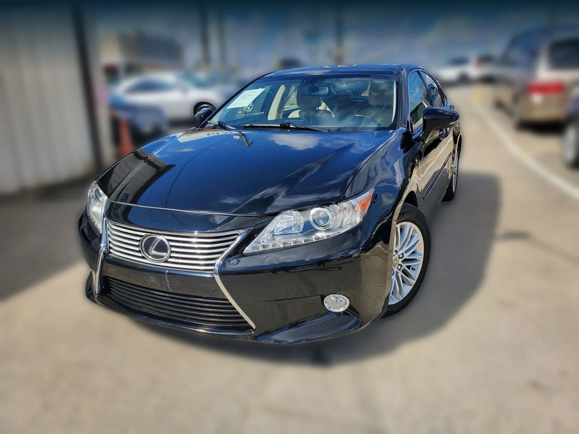 Used 2013 Lexus ES 350 w/ Luxury Pkg image 4