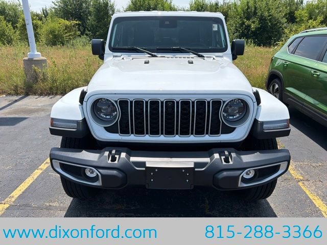 Used 2025 Jeep Wrangler Unlimited Sahara AWD/4WD image 8