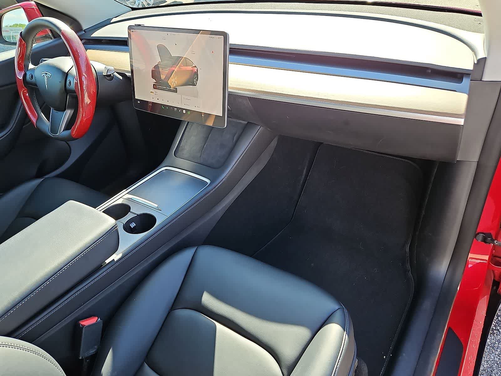 Used 2022 Tesla Model Y Long Range AWD/4WD image 33