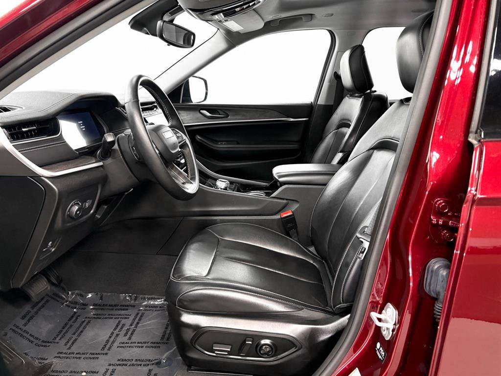 Used 2022 Jeep Grand Cherokee L Limited image 4