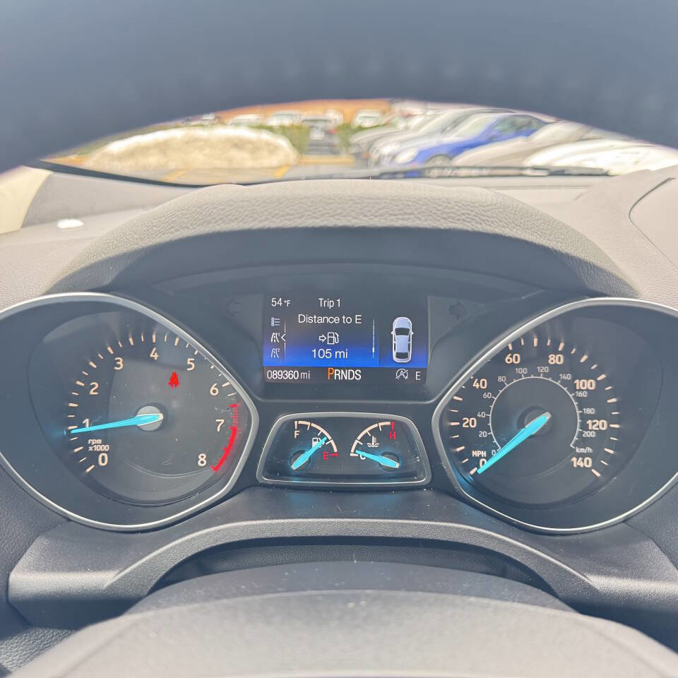 Used 2017 Ford Escape Titanium w/ Equipment Group 301A image 12