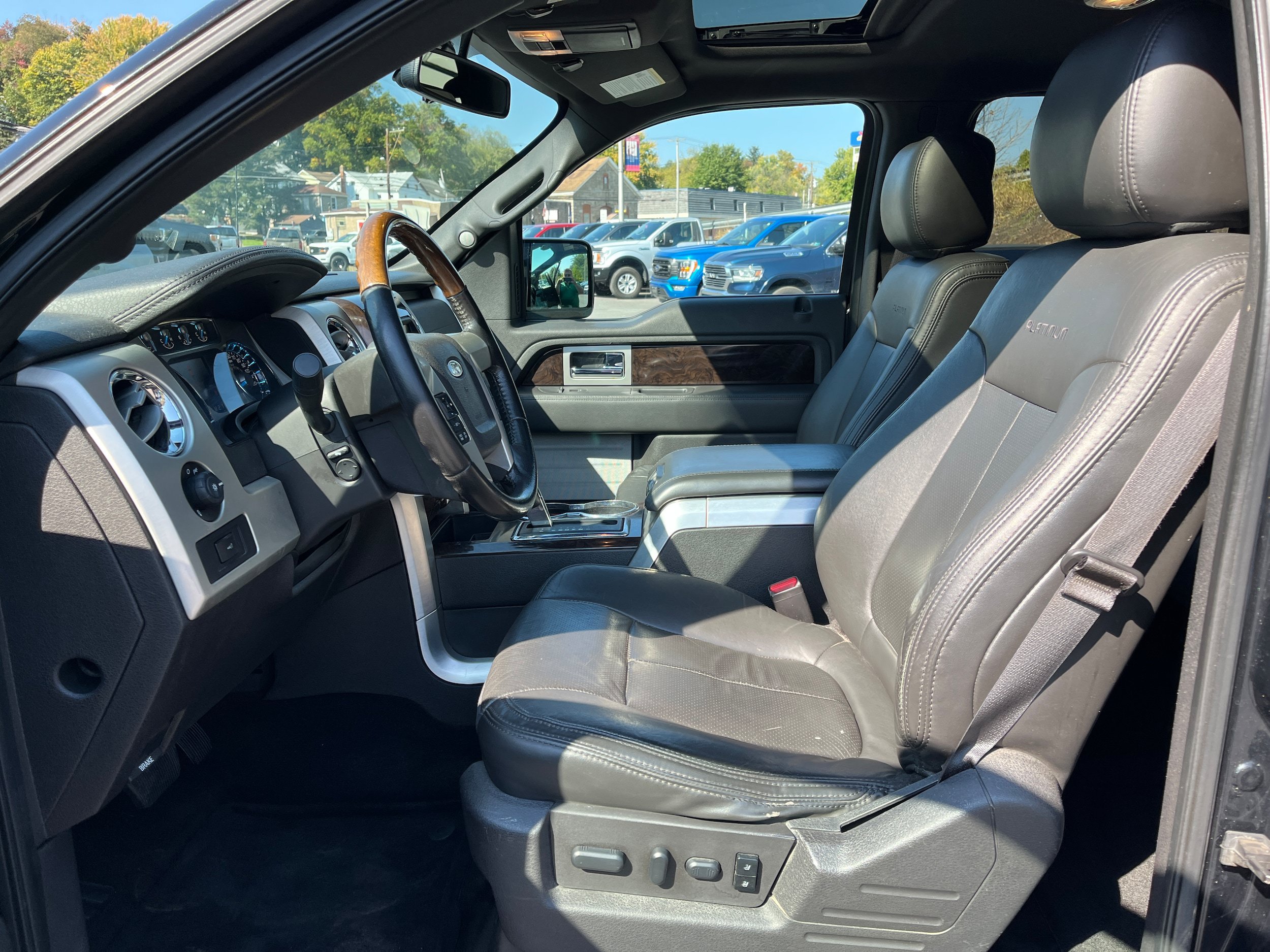 Used 2013 Ford F150 Platinum AWD/4WD image 15