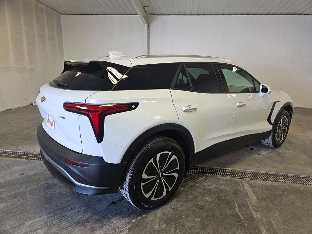 New 2025 Chevrolet Blazer EV LT image 2