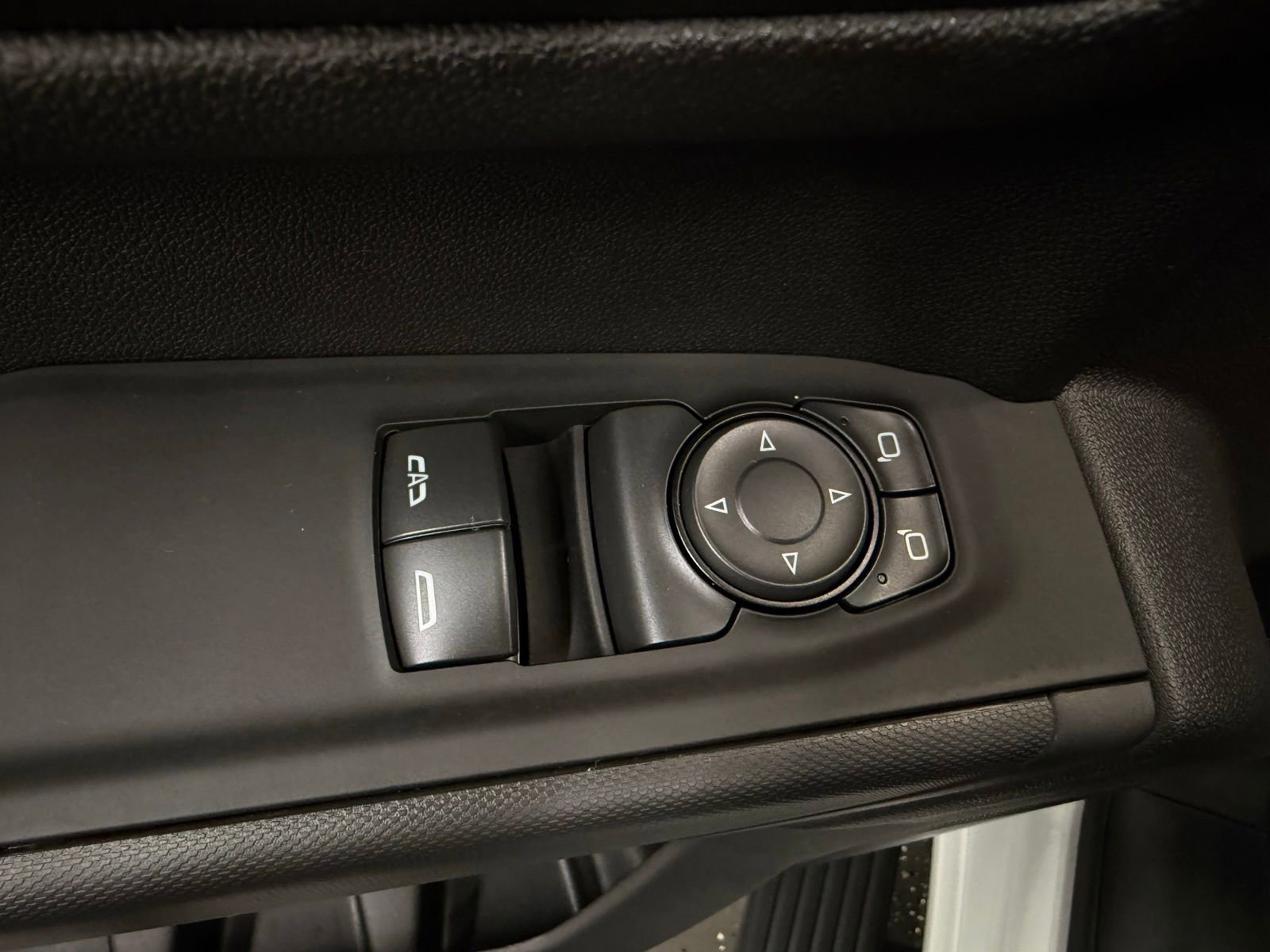 Used 2025 Chevrolet Silverado 1500 W/T w/ WT Value Package image 10