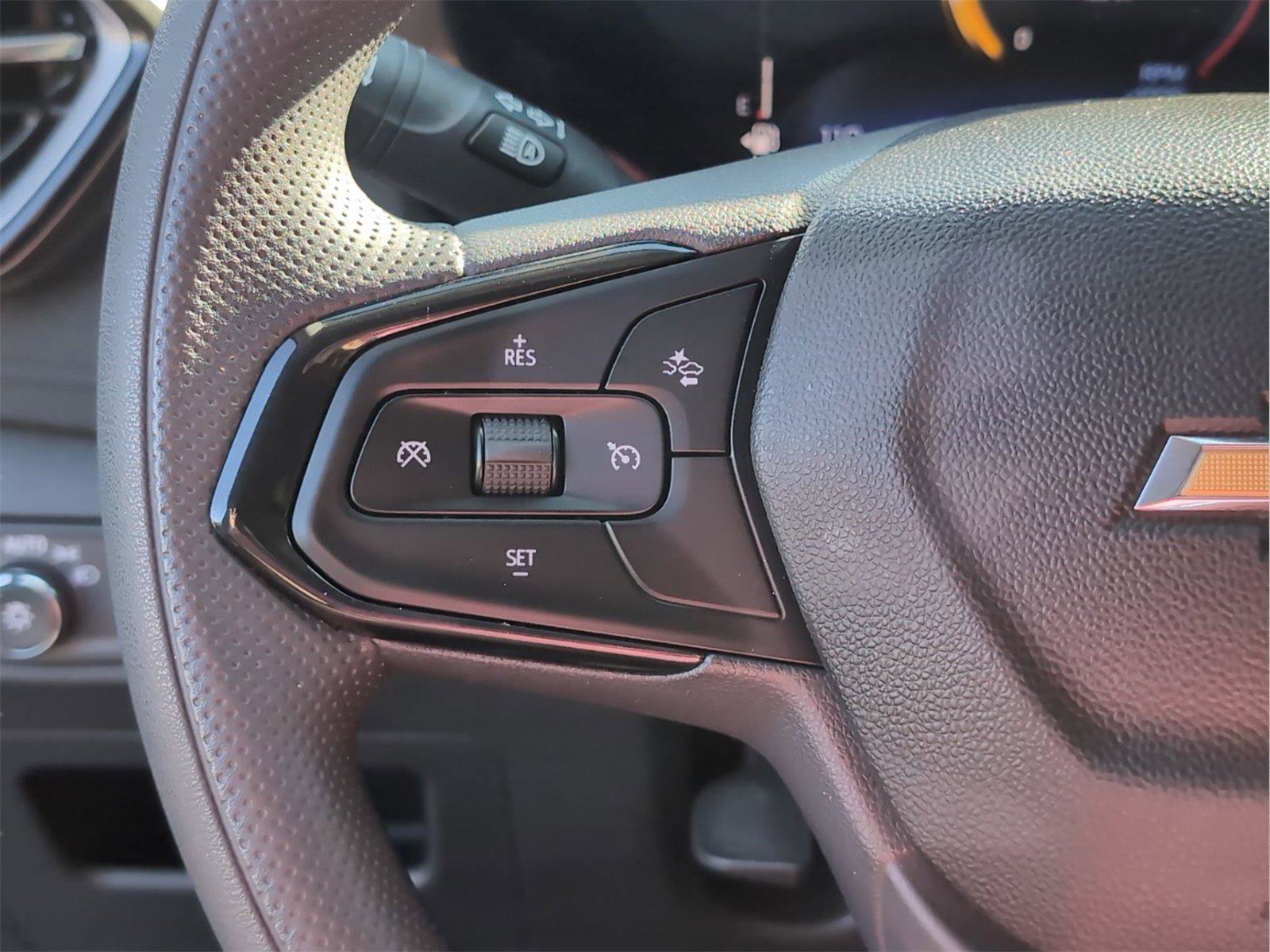 Used 2025 Chevrolet TrailBlazer LT FWD image 26