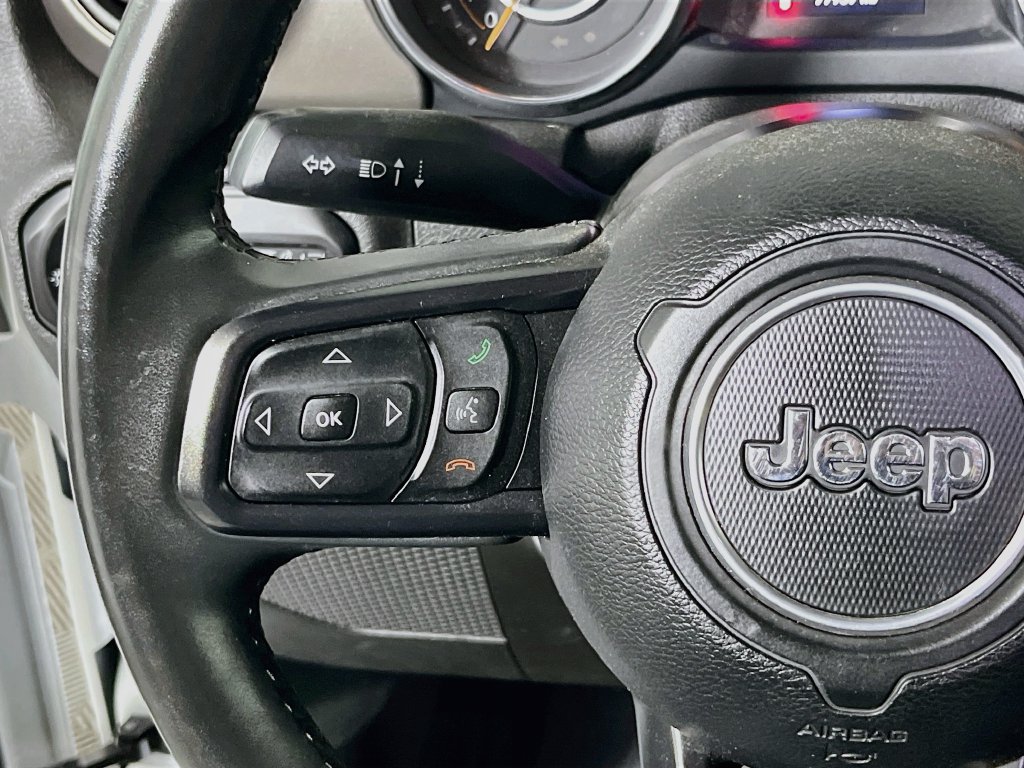 Used 2019 Jeep Wrangler Sport AWD/4WD image 16