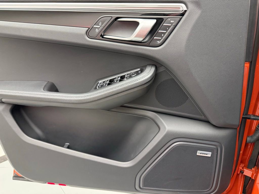 Used 2024 Porsche Macan S image 21