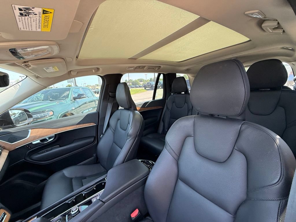 Used 2024 Volvo XC90 B6 Plus AWD/4WD image 13
