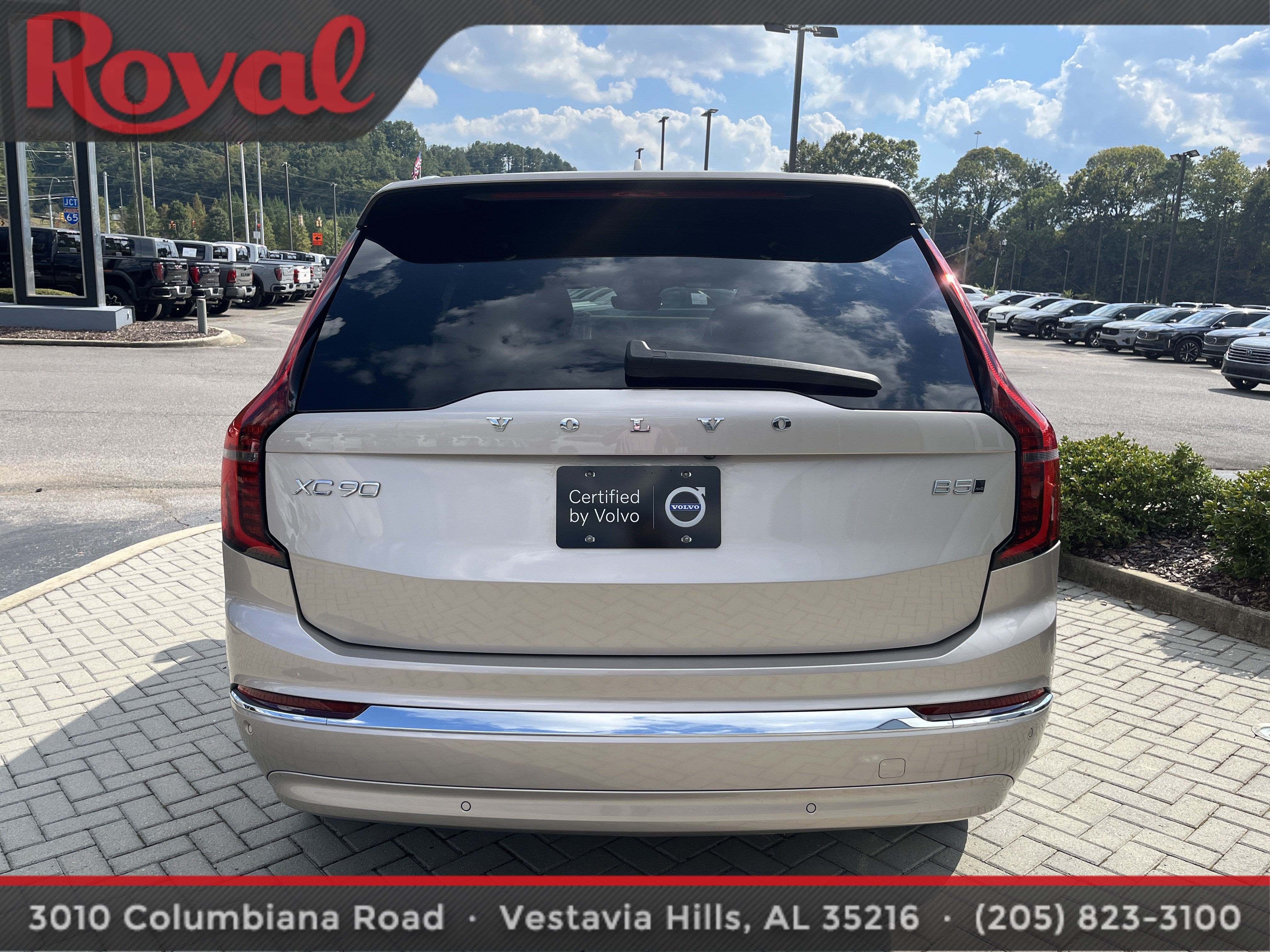 Used 2026 Volvo XC90 B5 Core AWD/4WD image 4