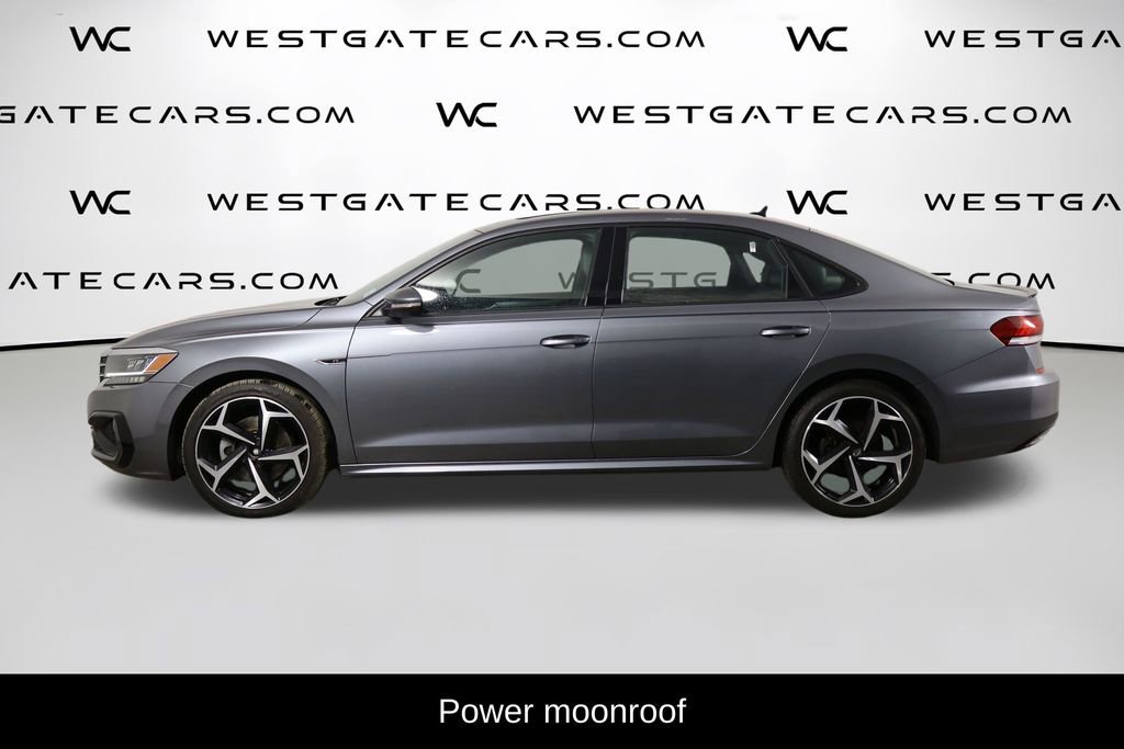 Used 2022 Volkswagen Passat 2.0T R-Line image 5