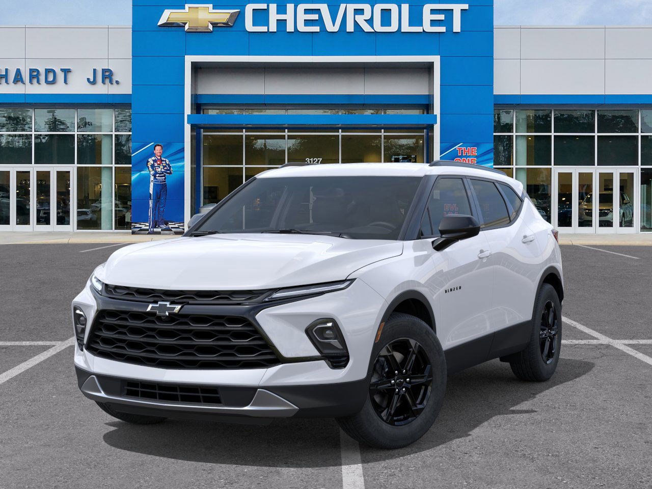 New 2026 Chevrolet Blazer LT w/ Convenience Package FWD image 8