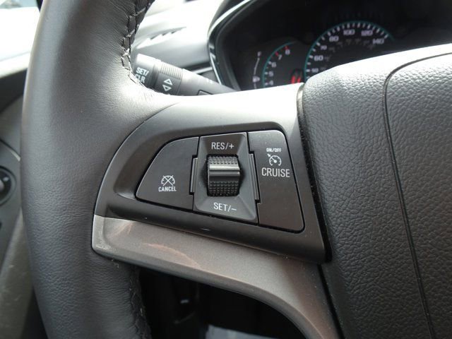 Certified 2022 Chevrolet Trax LT w/ LT Convenience Package image 20