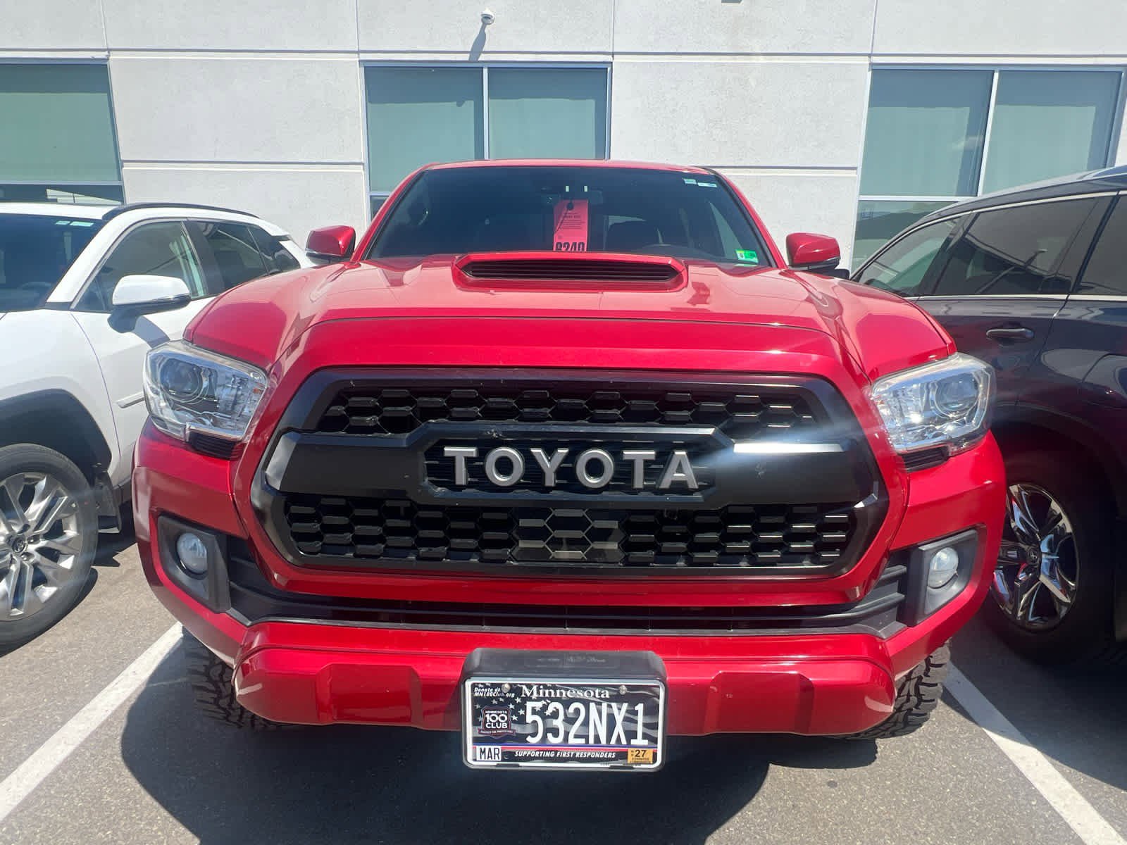 Certified 2019 Toyota Tacoma TRD Sport AWD/4WD image 6