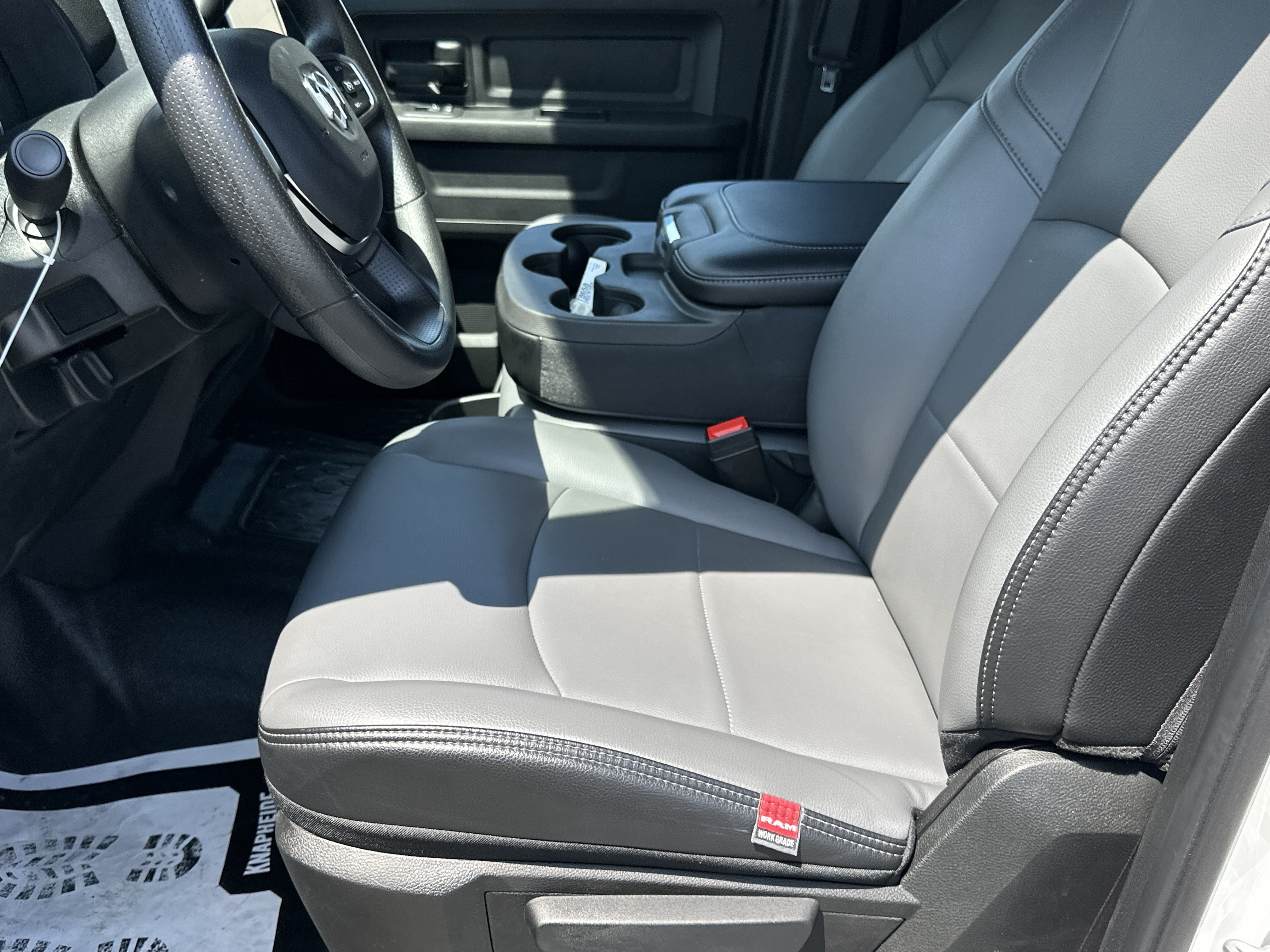 New 2025 RAM 4500 Tradesman AWD/4WD image 12