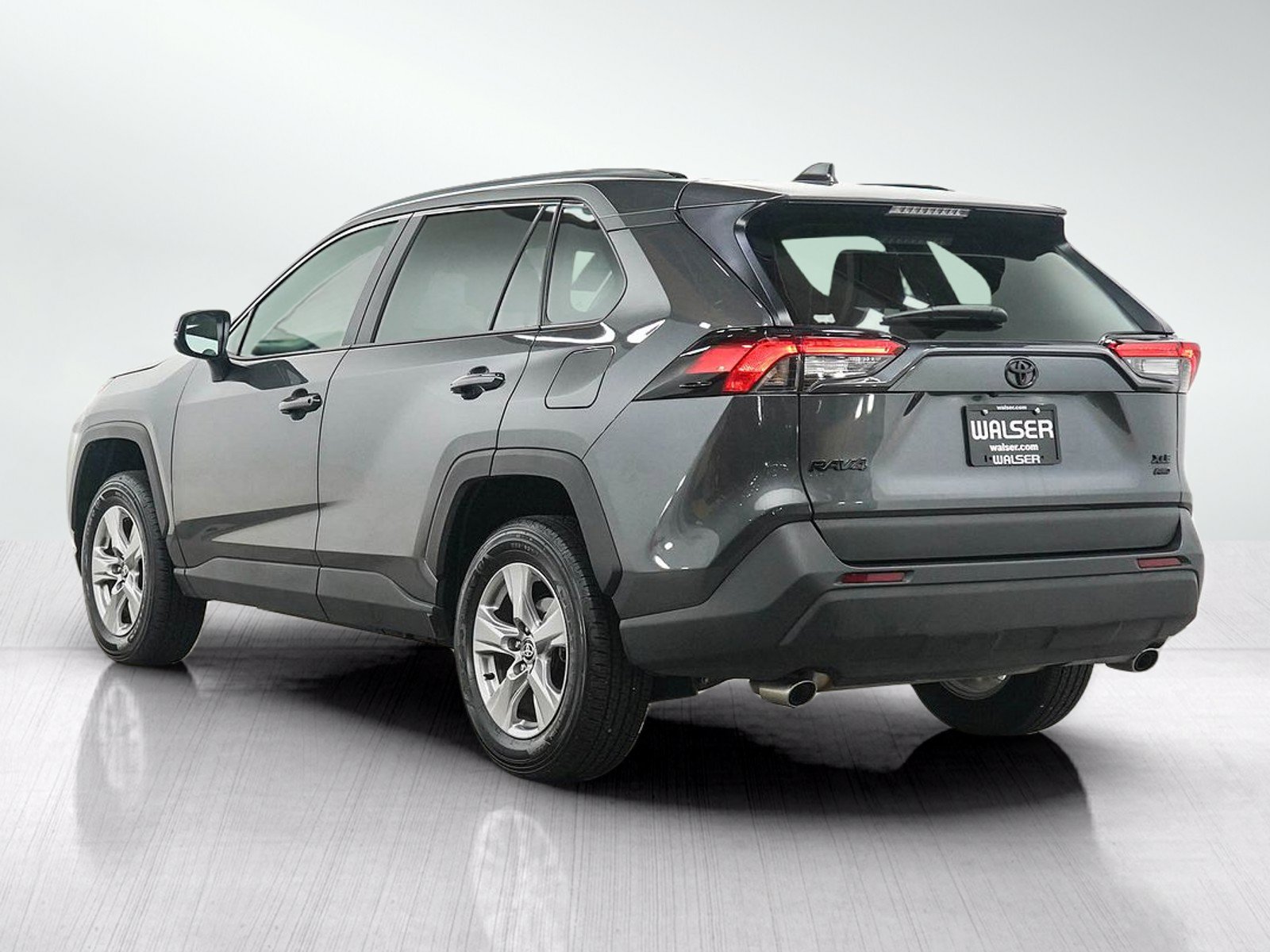 Used 2025 Toyota RAV4 XLE w/ Convenience Package AWD/4WD image 3