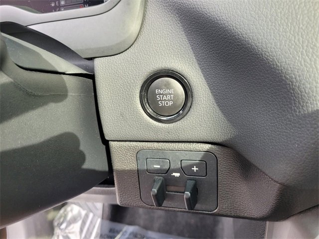 Used 2025 Toyota Tundra Limited image 29