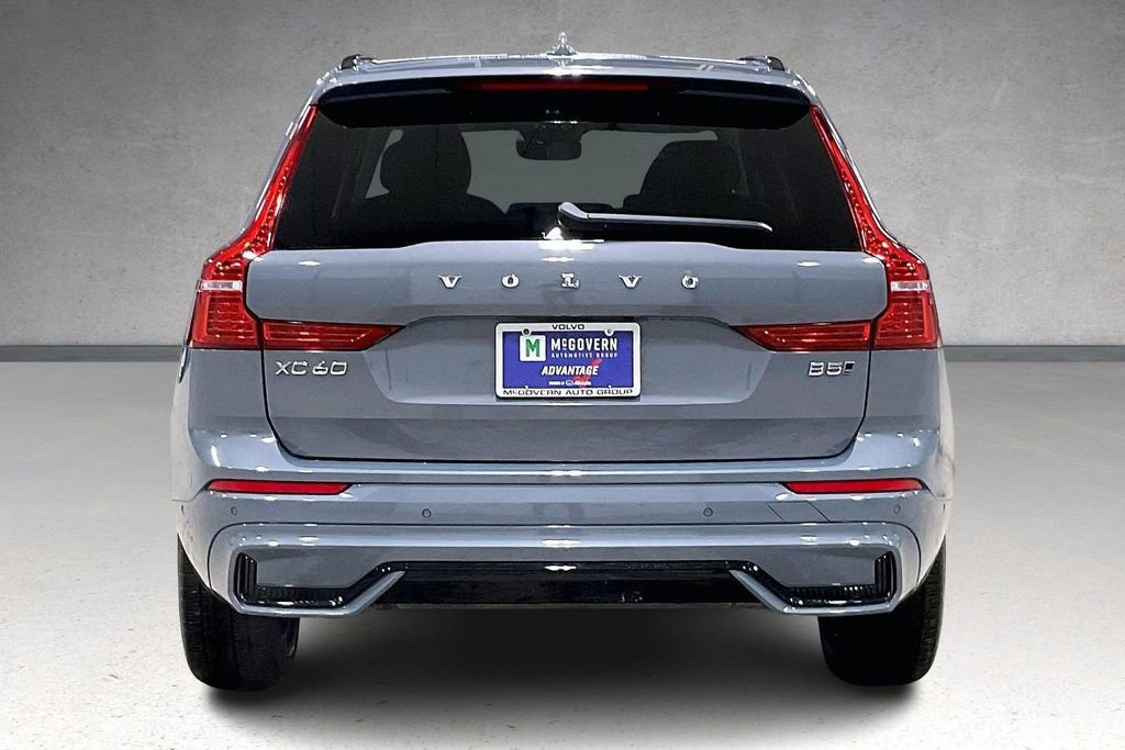 Certified 2023 Volvo XC60 B5 Plus w/ Climate Package image 5