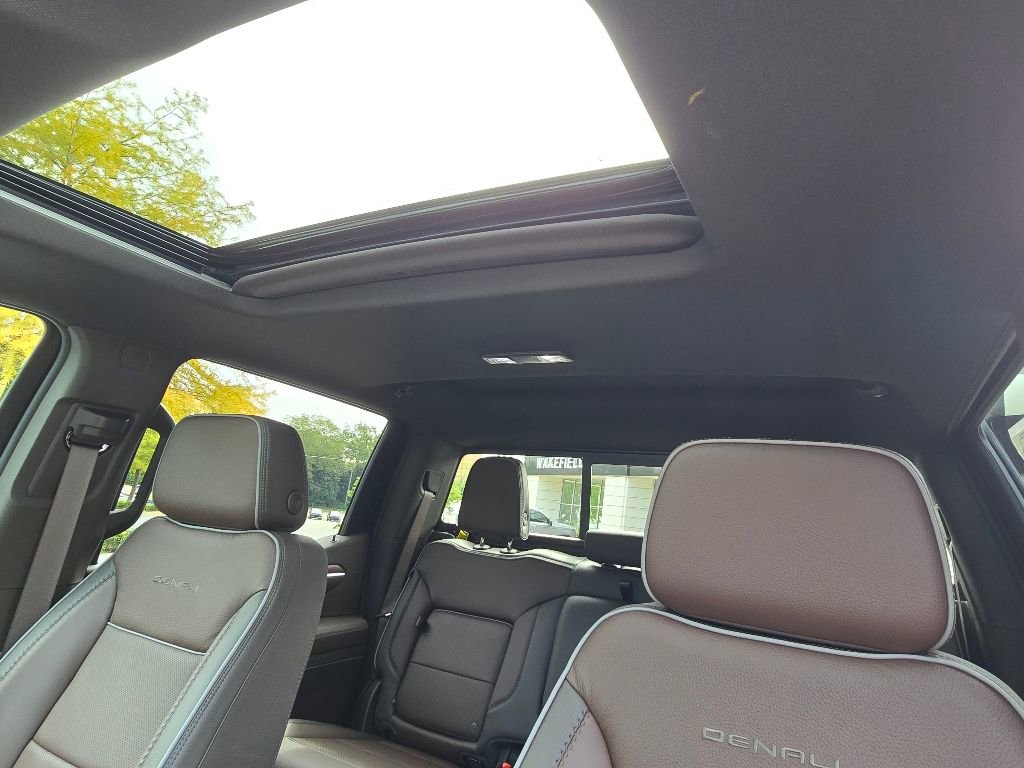 New 2026 GMC Sierra 1500 Denali w/ Technology Package image 12