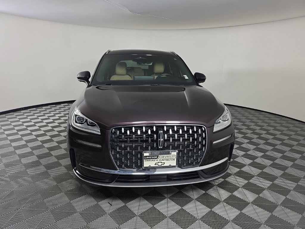 Used 2023 Lincoln Corsair Reserve w/ Equipment Group 201A image 8