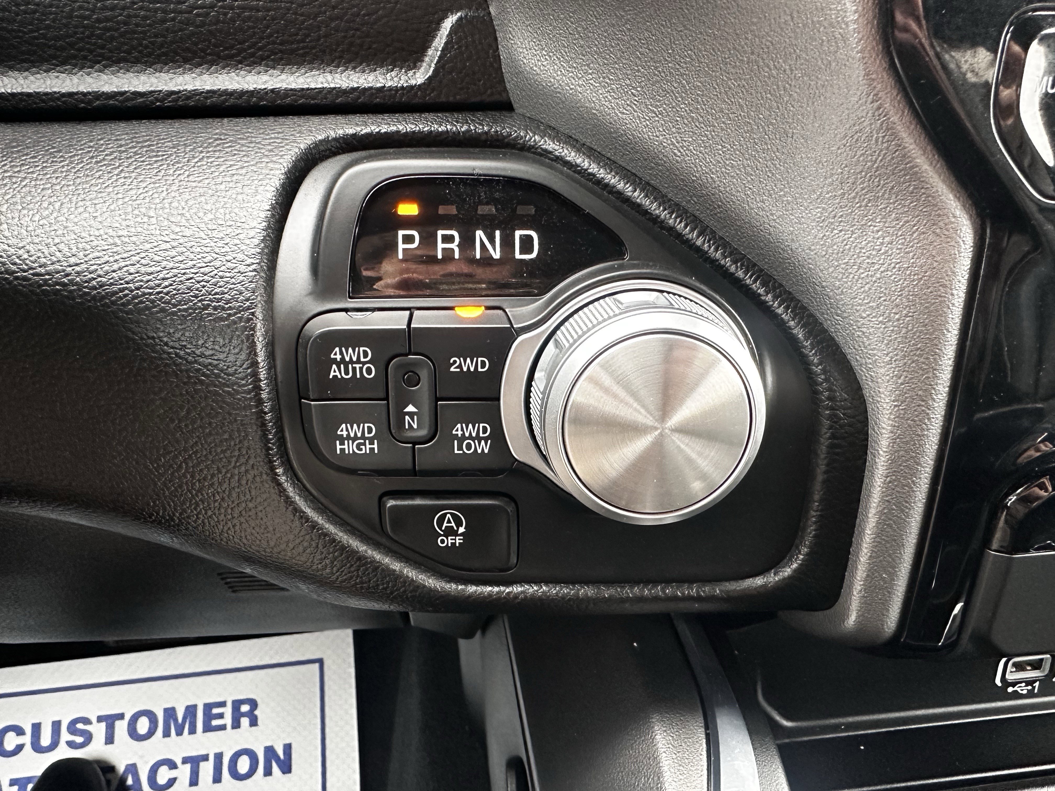 Used 2025 RAM 1500 Laramie image 17