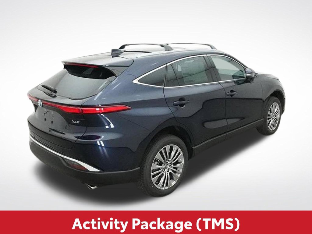 Used 2024 Toyota Venza XLE AWD/4WD image 11