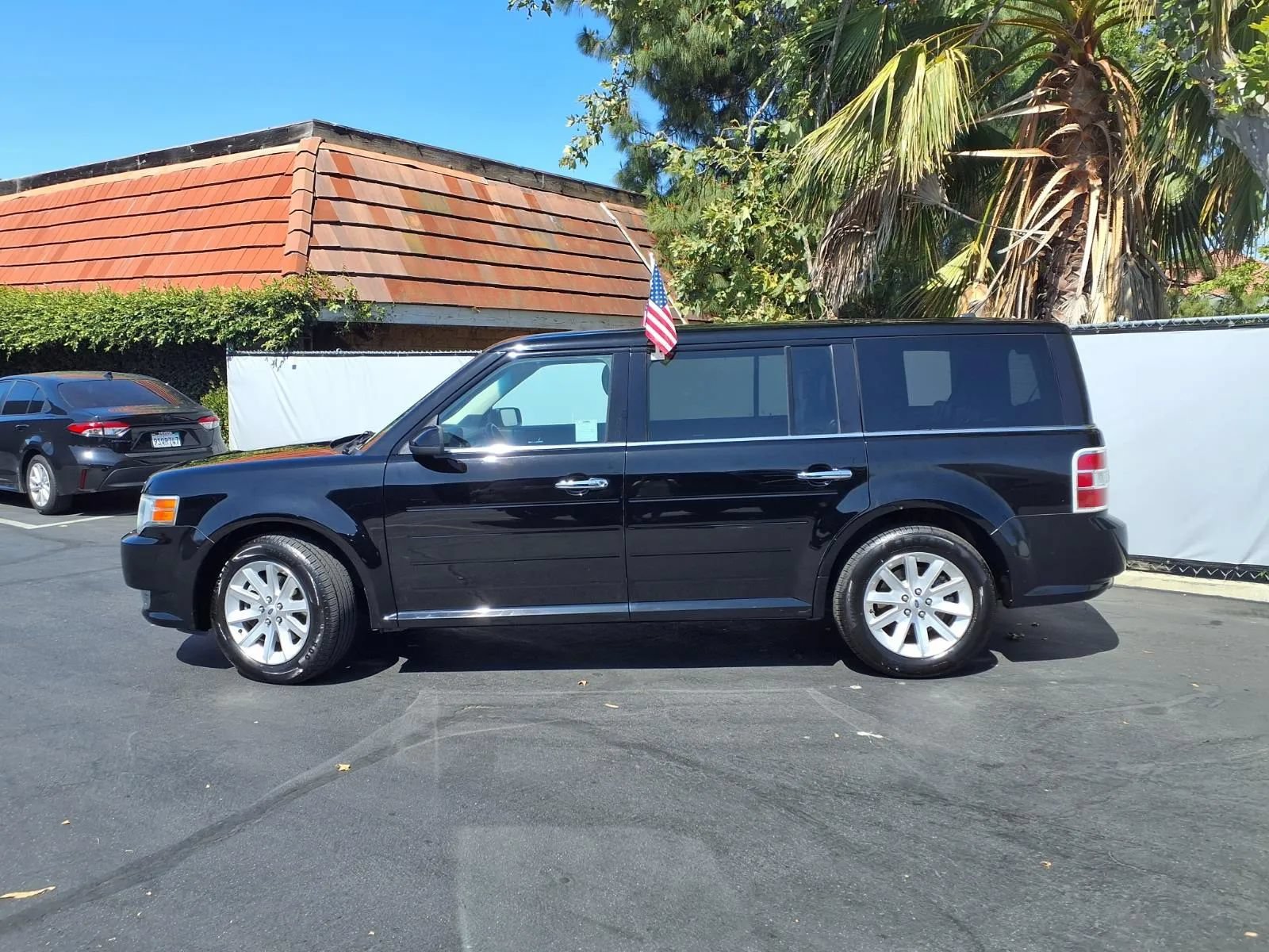 Used 2012 Ford Flex SEL w/ Equipment Group Order Code FWD image 4