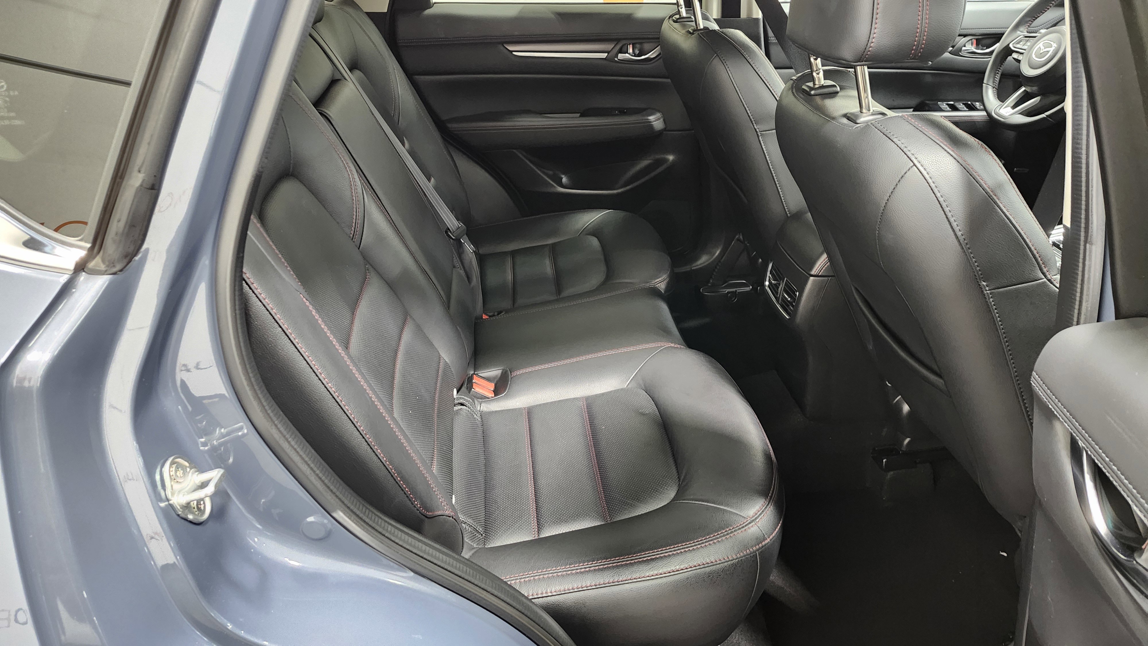 Used 2021 MAZDA CX-5 Carbon Edition image 19