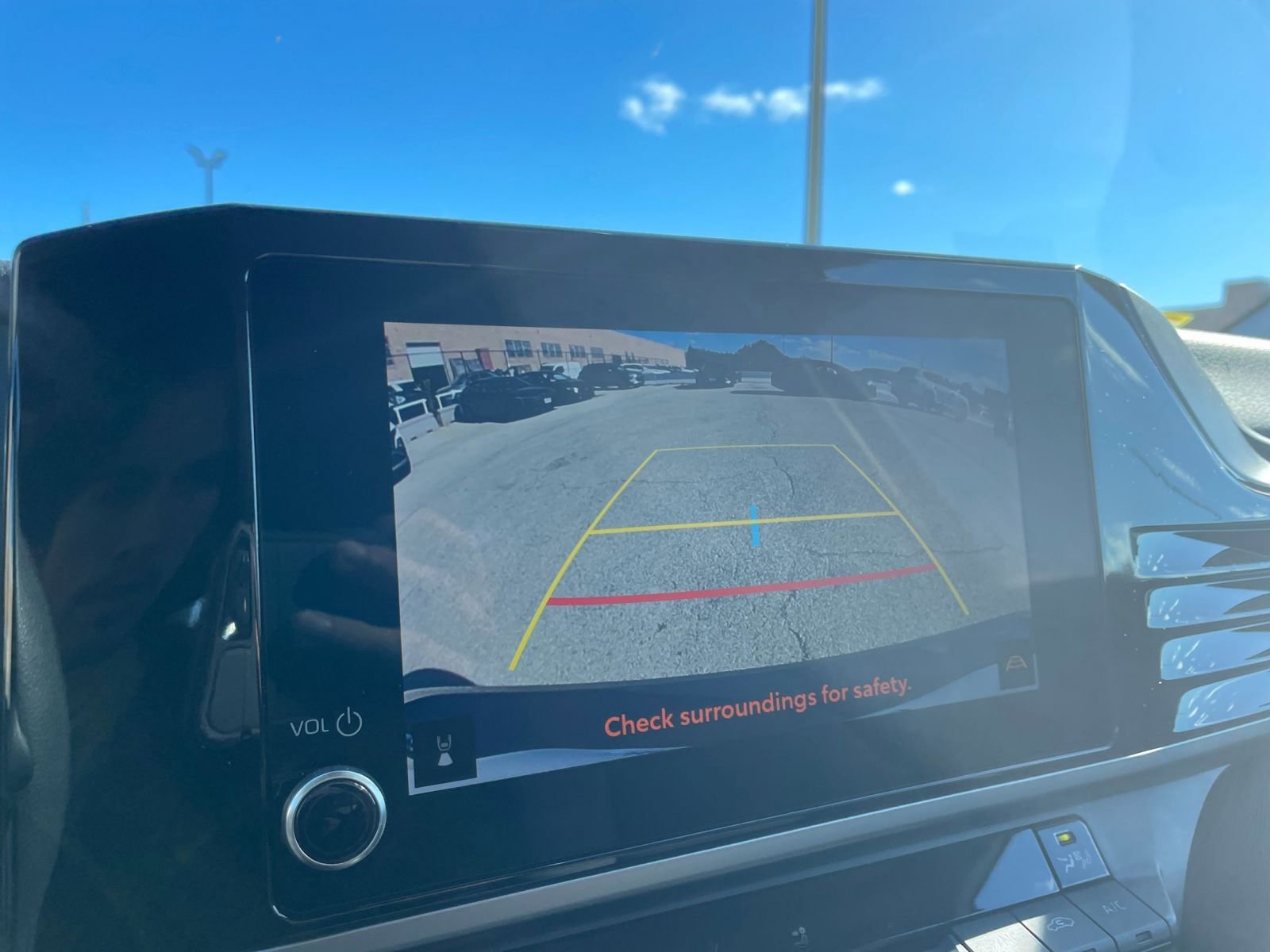 Used 2025 Toyota Camry LE image 17