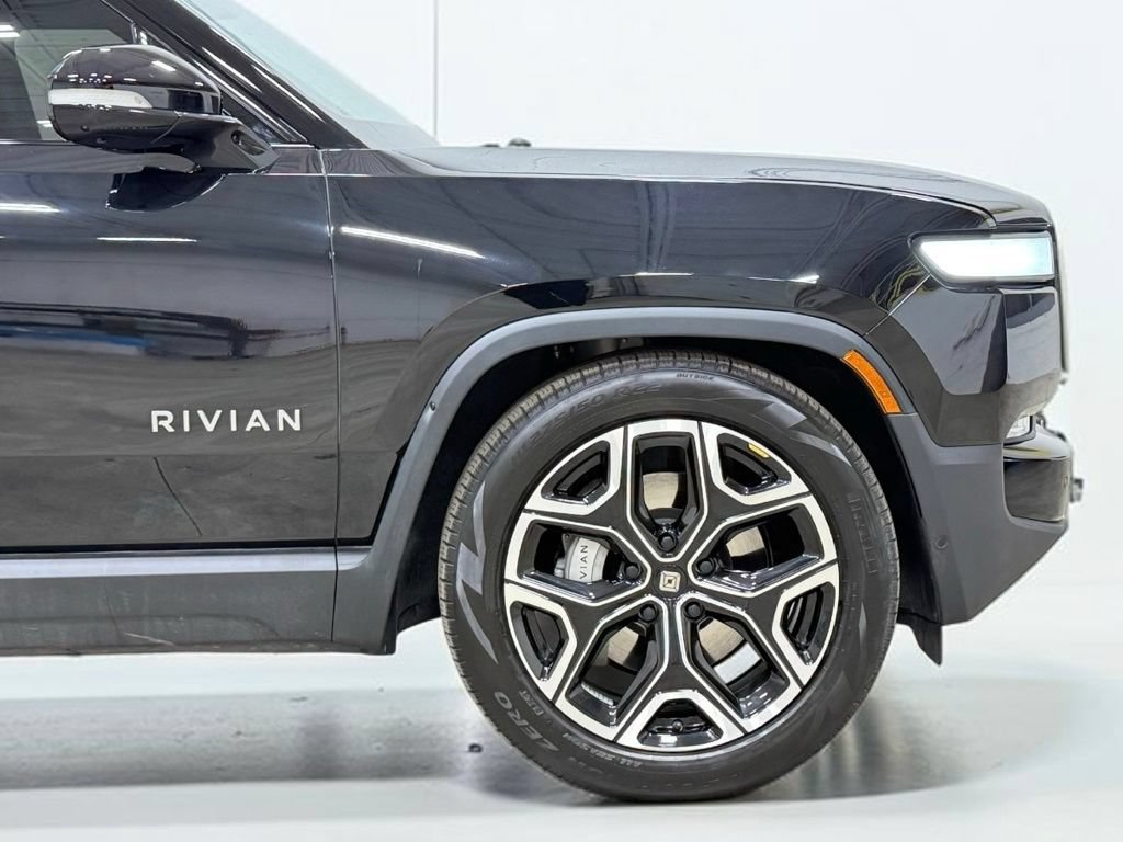 Used 2024 Rivian R1S Adventure Dual AWD/4WD image 12