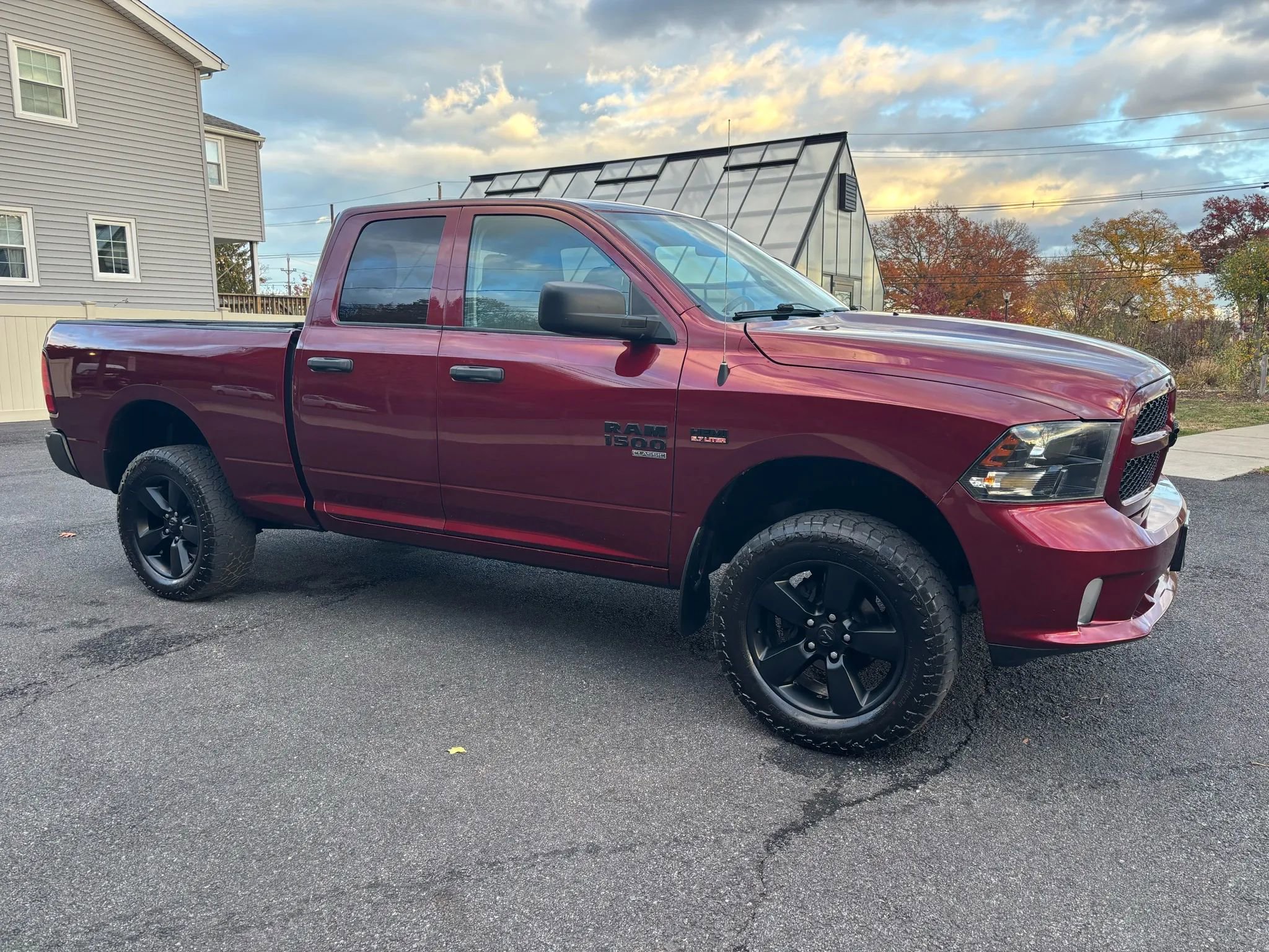 Used 2019 RAM 1500 Express w/ Express Value Package image 11