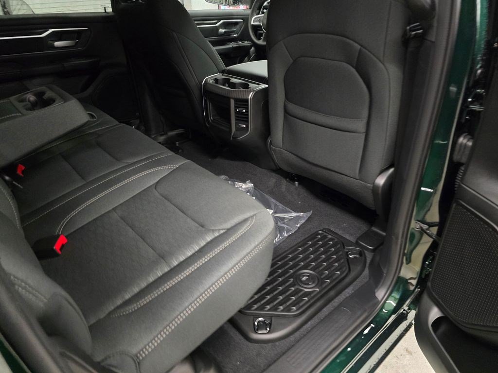 New 2026 RAM 1500 Big Horn AWD/4WD image 36