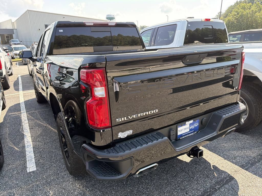 Used 2020 Chevrolet Silverado 1500 LT Trail Boss AWD/4WD image 17