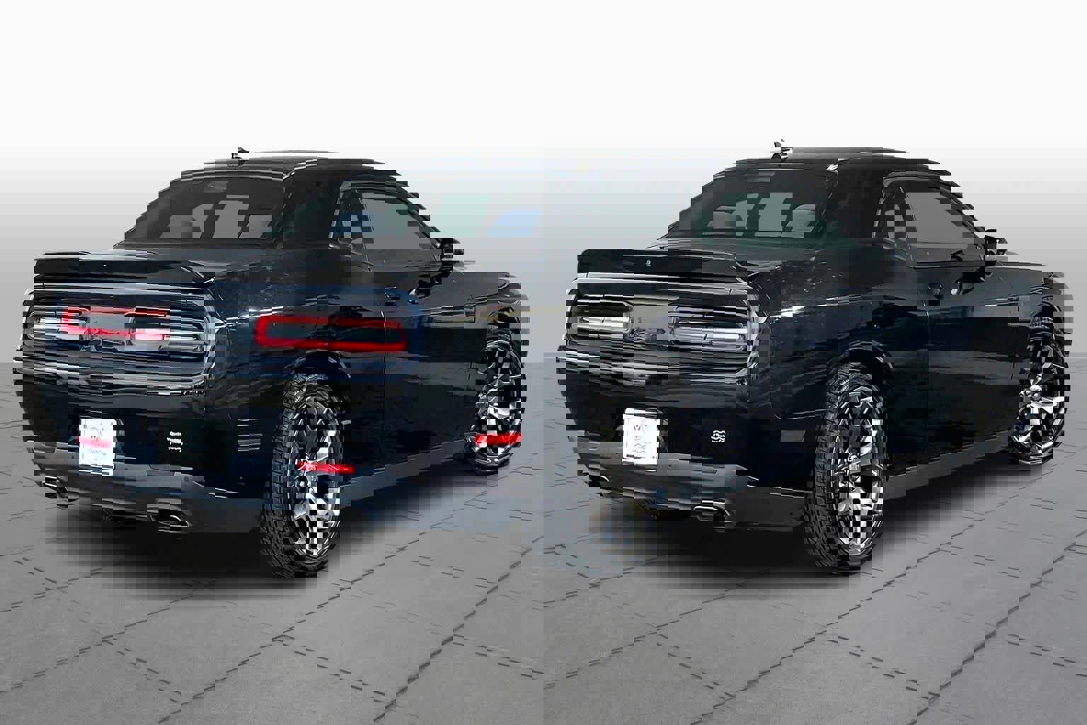 Used 2015 Dodge Challenger SXT w/ Sound Group image 12