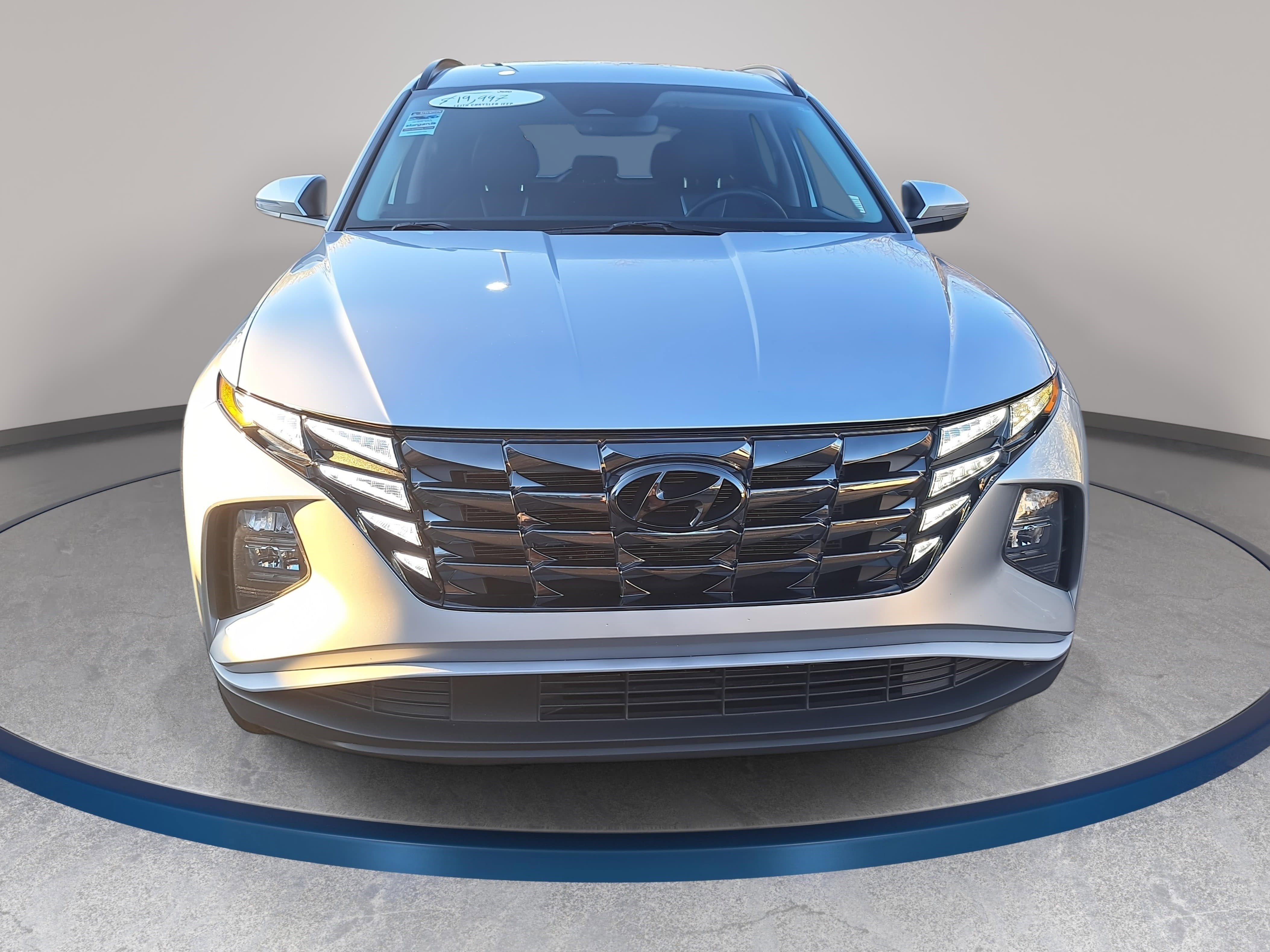 Used 2022 Hyundai Tucson SEL w/ Convenience + Premium Package image 2