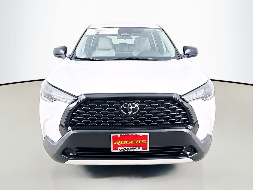 Certified 2024 Toyota Corolla Cross L image 2