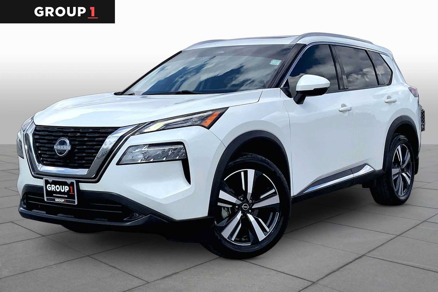 Used 2022 Nissan Rogue SL FWD image 1