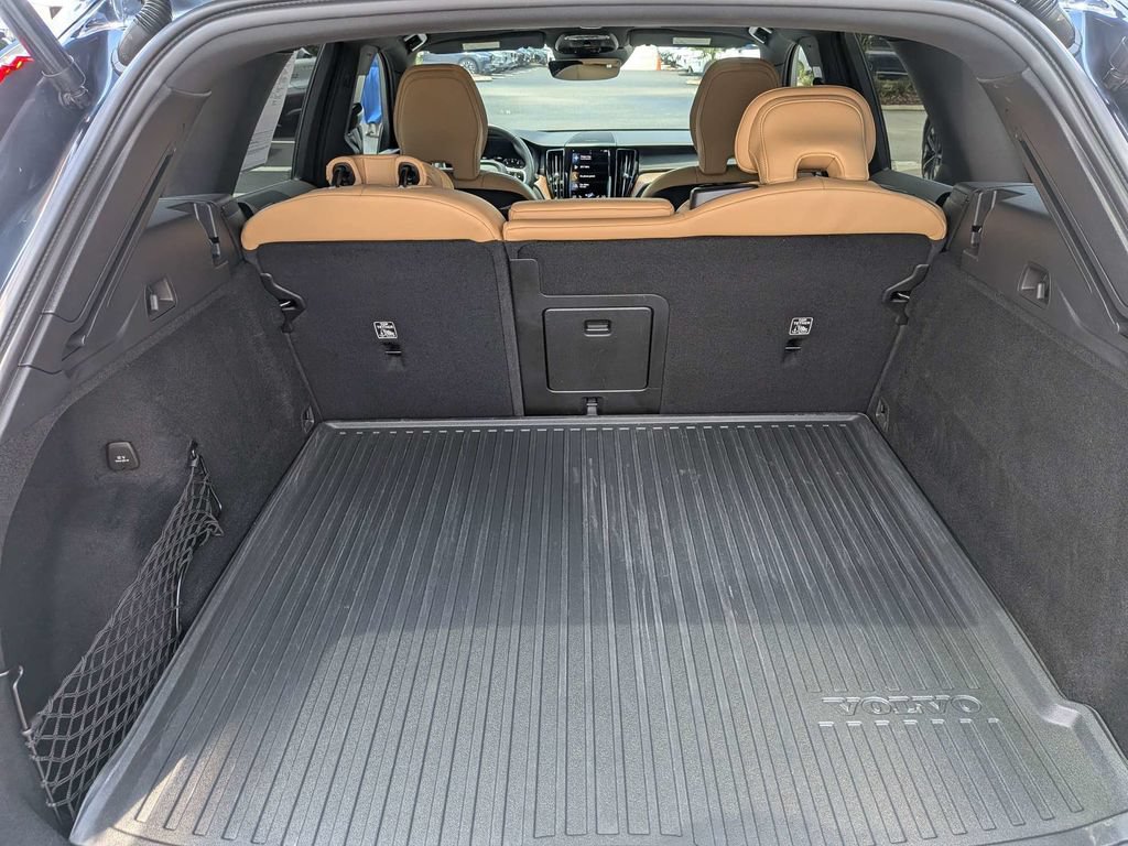 Used 2021 Volvo XC60 T5 Inscription w/ Protection Package Premier FWD image 16