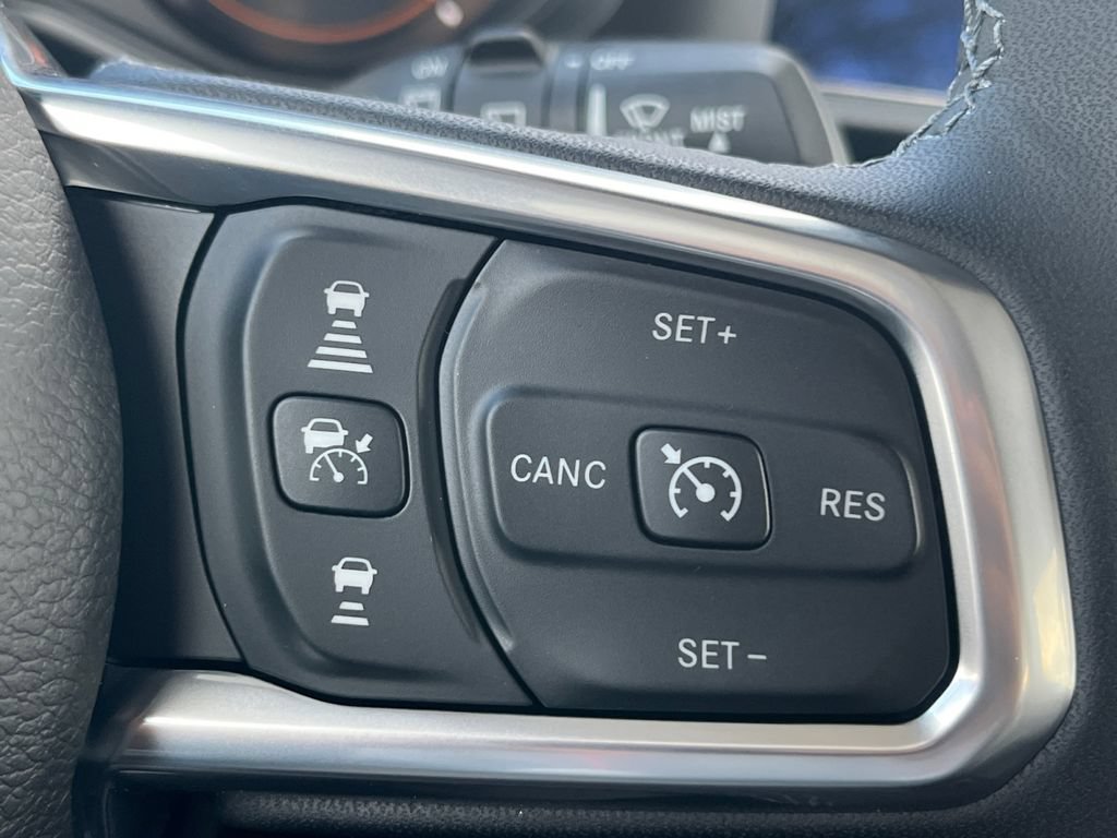 New 2026 Jeep Wrangler Unlimited Sahara AWD/4WD image 10